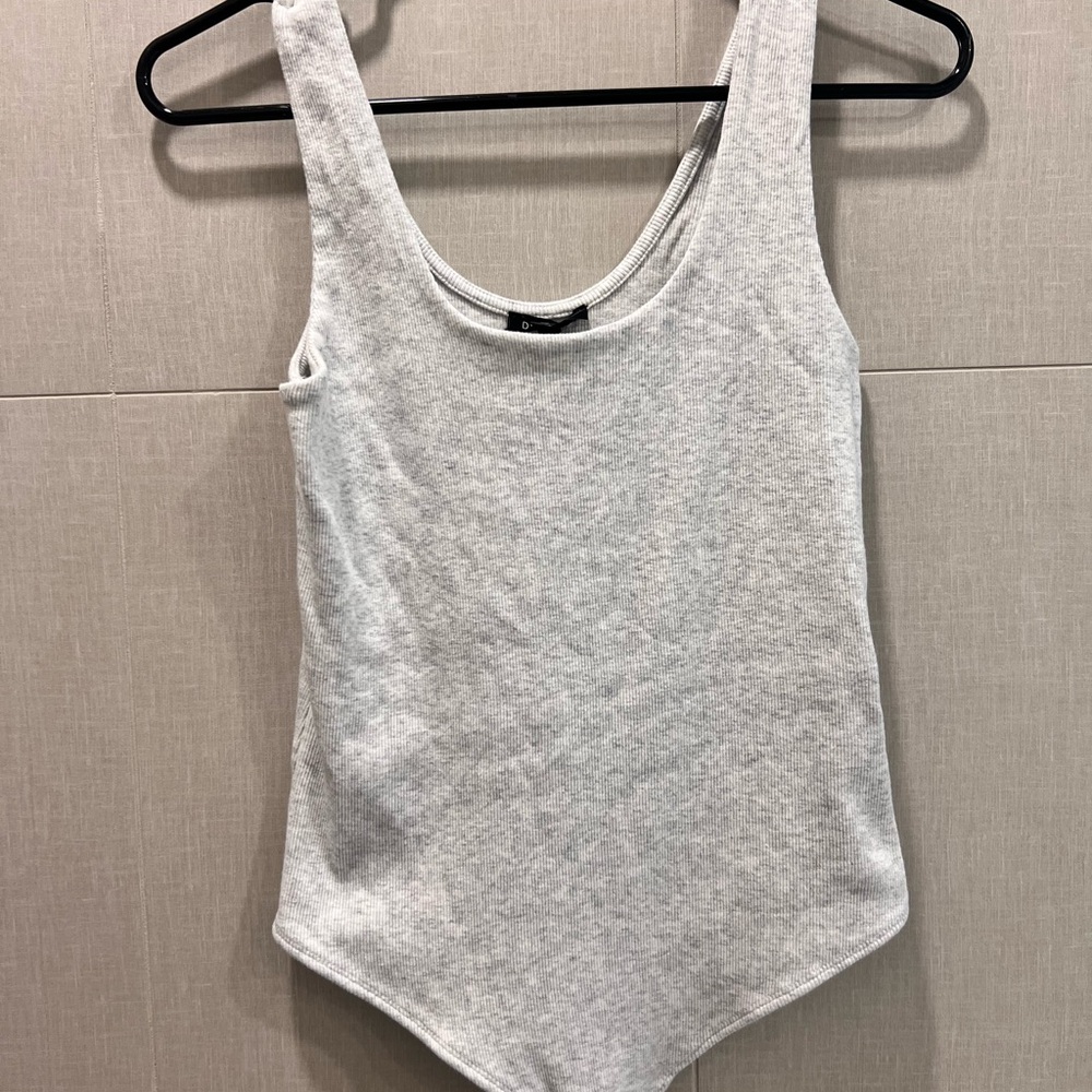 Dynamite Gray Sleeveless Fitted Bodysuit